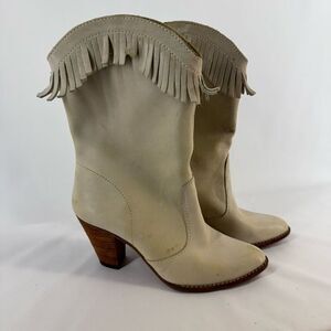 Vintage Upstage Women’s Cream Leather Fringe Trim Western Boot Size 8.5